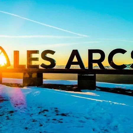 Apartment Grand Arbois - 4 Personnes Au Coeur De La Station D'arc 1800 Dans Le Village Des Villards, Proche Des Pistes Et Des Commerces Mae-1957